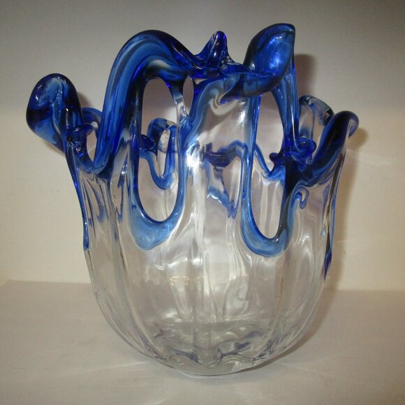 LARGE 9.5" x 10.5" ITALIAN MURANO ART GLASS CENTERPIECE by WHITE CRISTAL ITALY - Picture 7 of 7
